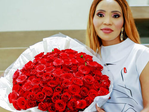 100 Red Roses